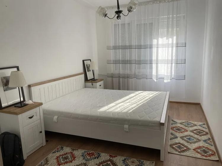 Apartament cu 2 camere decomandat, mobilat în Titan