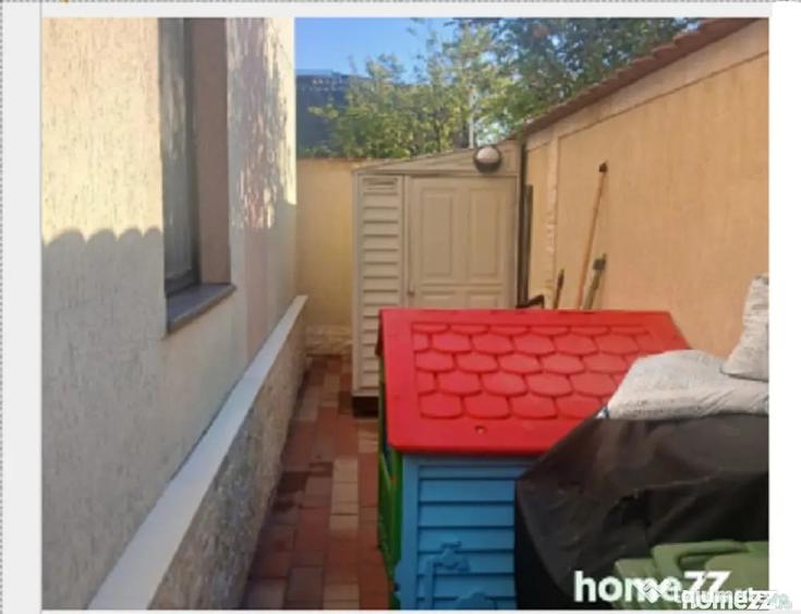 Casă cu 5 camere cu Teren 155 Mp în Central
