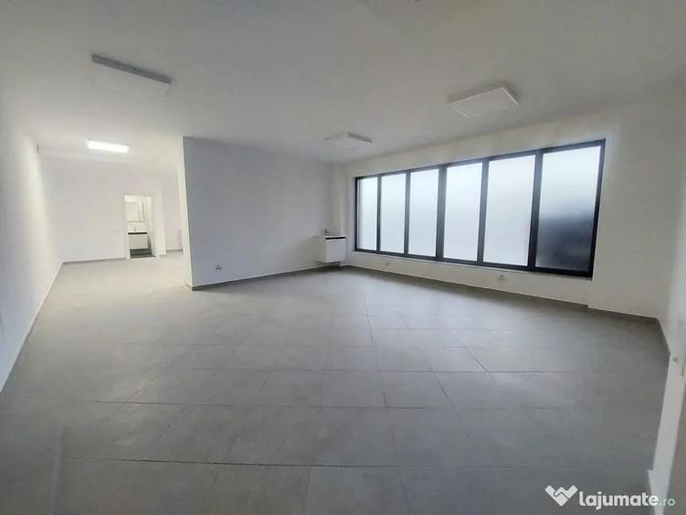 Spațiu comercial, de 75 mp, în Militari