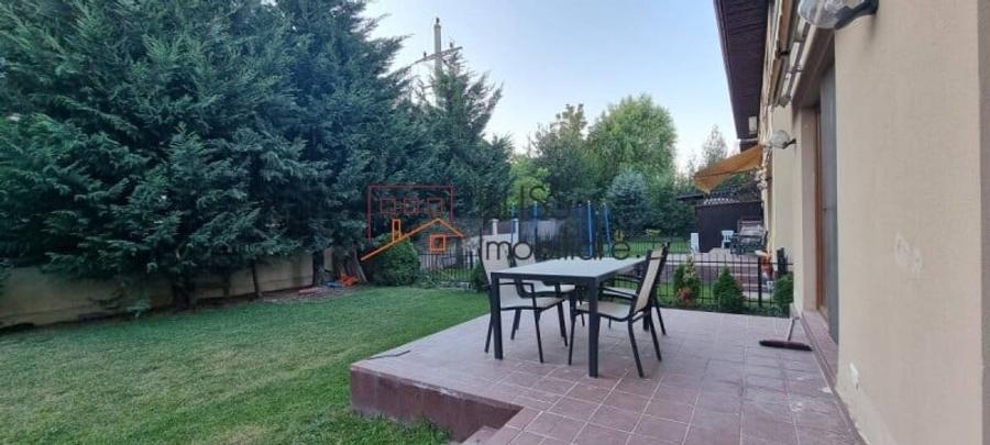 Casă cu 5 camere cu Teren 300 Mp în Iancu Nicolae
