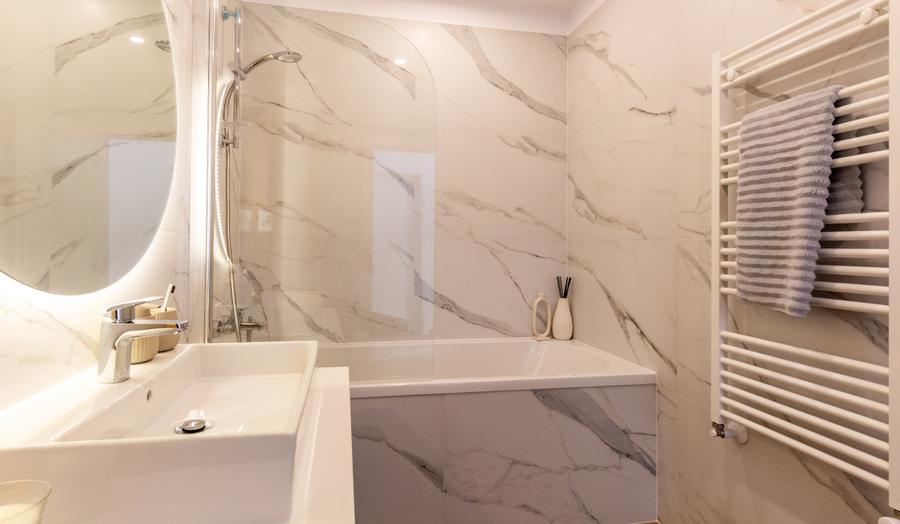 Apartament cu 2 camere decomandat în Bartolomeu