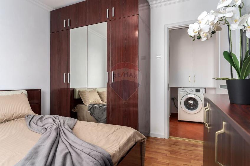Apartament cu 2 camere semidecomandat în Cantemir