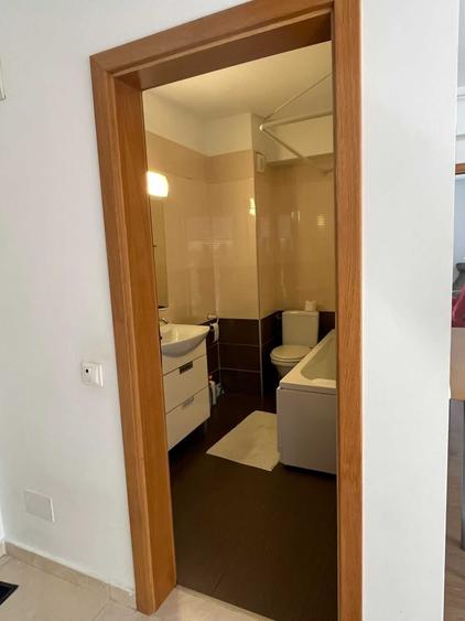 Apartament cu 3 camere decomandat în Dosu Bricii
