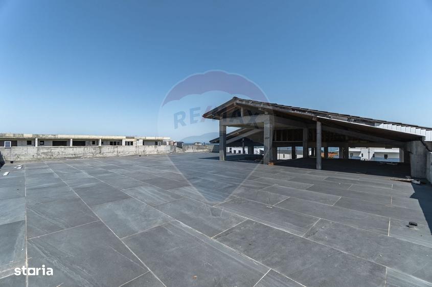 Spațiu comercial, de 1,340 mp, în Central