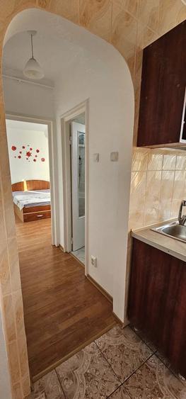 Apartament cu 2 camere decomandat în Drumul Taberei