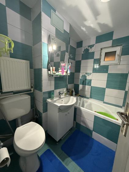 Apartament cu 2 camere decomandat, mobilat în Lipovei