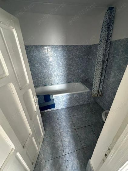 Casă cu 6 camere în Salcia