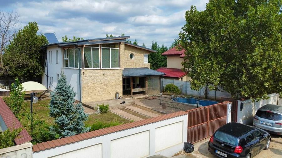 Casă individuală cu 5 camere cu Piscina în Berceni