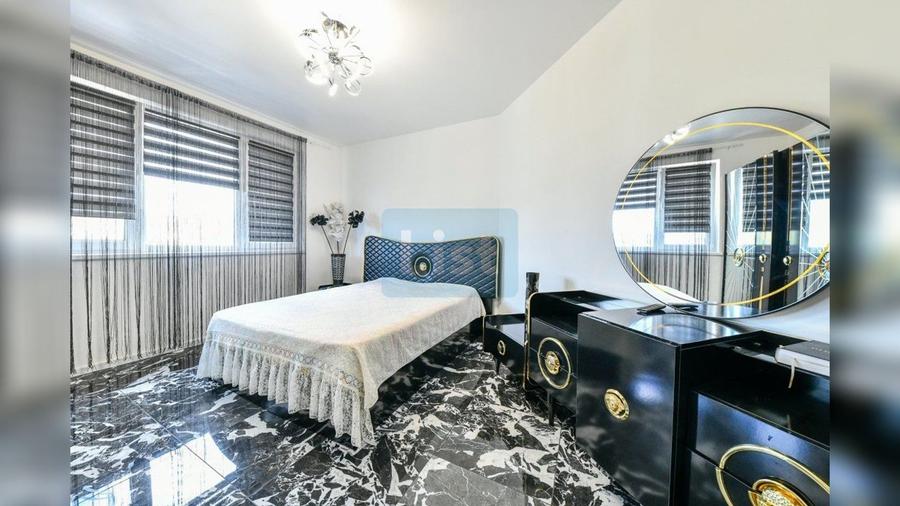Apartament cu 3 camere semidecomandat, mobilat în Florești