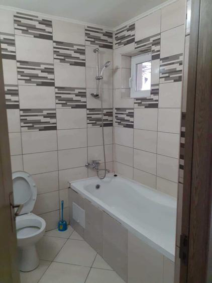 Casă cu 3 camere în Teiu
