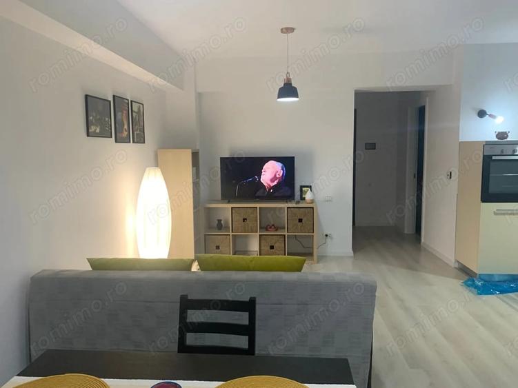 Apartament cu 2 camere decomandat în Centrul Civic