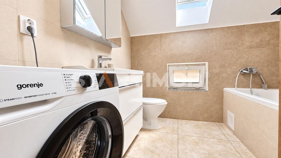 Apartament cu 2 camere decomandat, mobilat în Tractorul