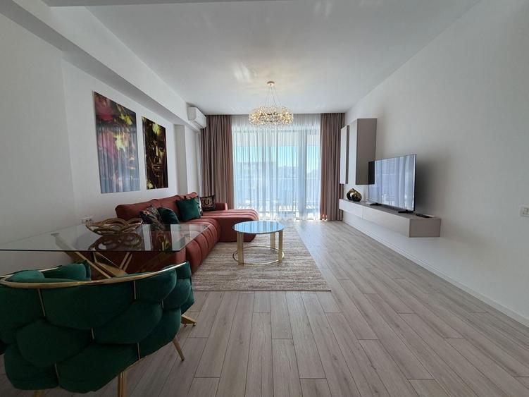 Apartament cu 2 camere decomandat, mobilat în Tomis Nord