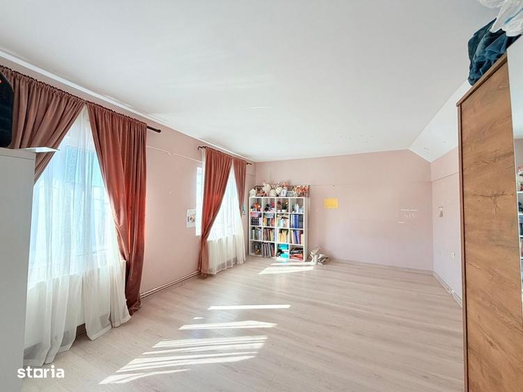 Casă cu 4 camere în Ultracentral