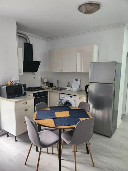 Apartament cu 2 camere decomandat în Grozăvești