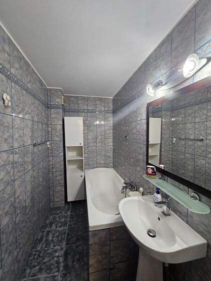 Apartament cu 2 camere decomandat în Brâncoveanu