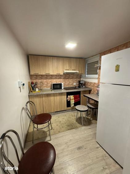 Apartament cu 3 camere în Dâmbul Rotund