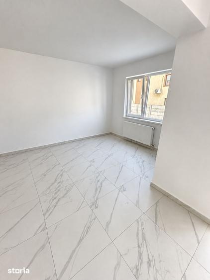 Spa?iu comercial cu chirias 2 locuri parcare str Ilie Petre Chiajna - 14