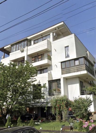 Apartament cu 3 camere decomandat în Bucium