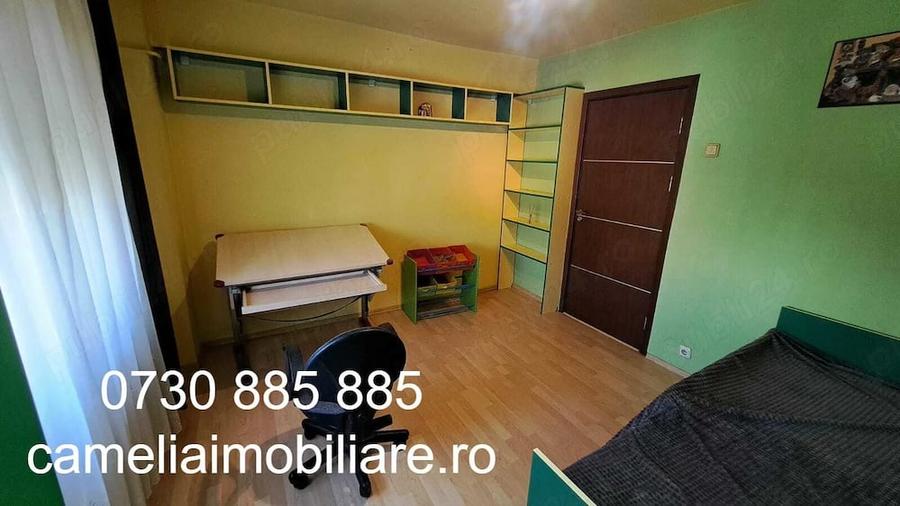Apartament cu 3 camere decomandat în Lujerului