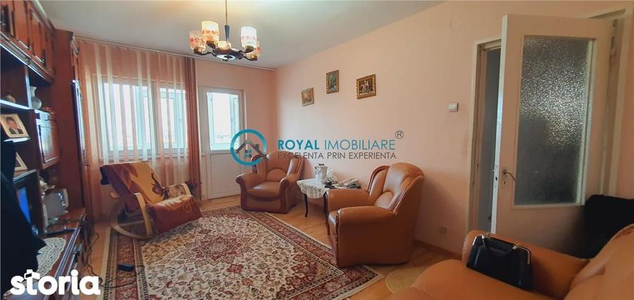 Apartament cu 2 camere decomandat în Cantacuzino