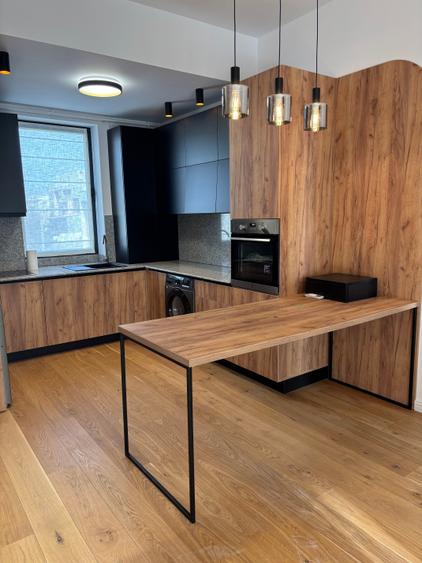 Apartament cu 2 camere decomandat în Aviației