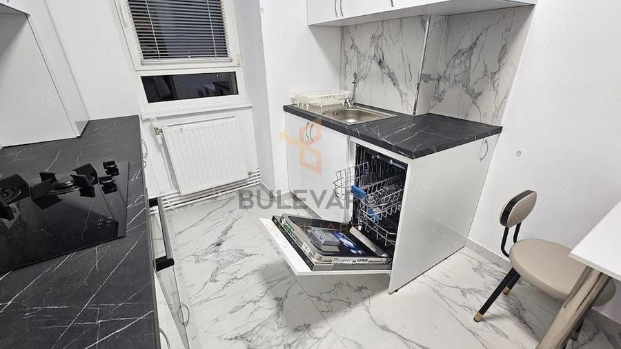 Apartament cu 3 camere decomandat în Zorilor