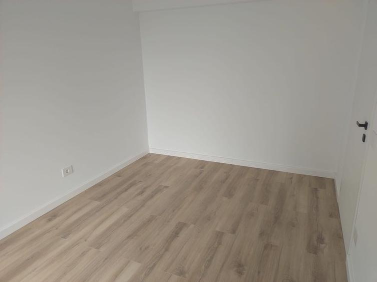 Apartament cu 2 camere nedecomandat în Lotus