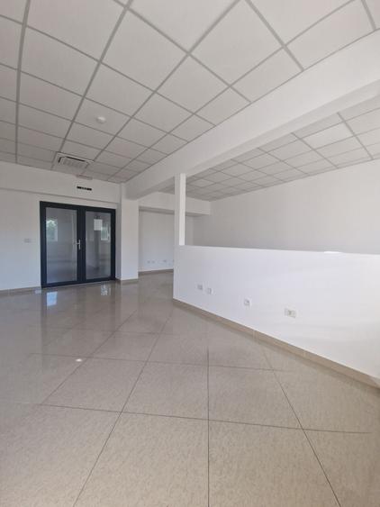 Spațiu comercial, de 200 mp, în Exterior Vest