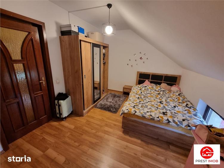 Casă cu 6 camere cu Teren 2200 Mp în Sâncraiu de Mureș