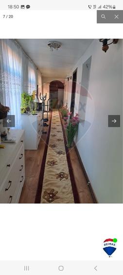 Casă cu 4 camere în Central