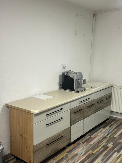 Spațiu comercial, de 64 mp, în Central
