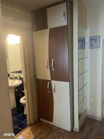 Apartament cu 3 camere decomandat în Tomis III