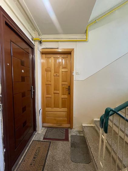 Garsonieră decomandată în Soarelui