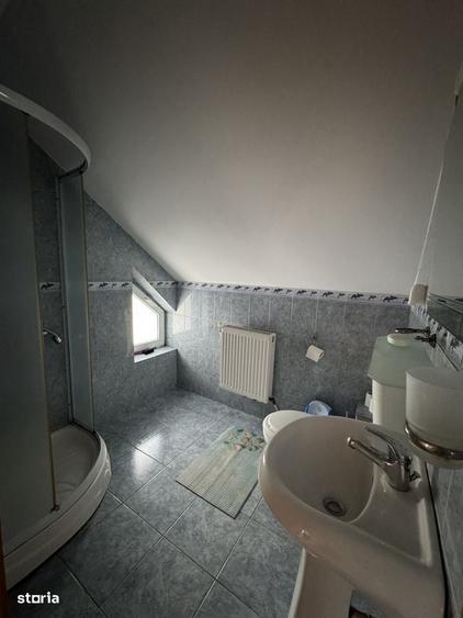 Apartament cu 3 camere în Micești