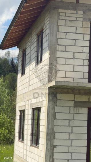Casă cu 4 camere în Secăria