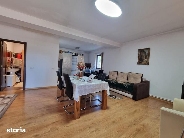 Casa cu trandafiri din Letea Veche, constructie 2013 - 7