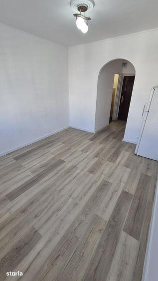 Garsonieră în Baza 3