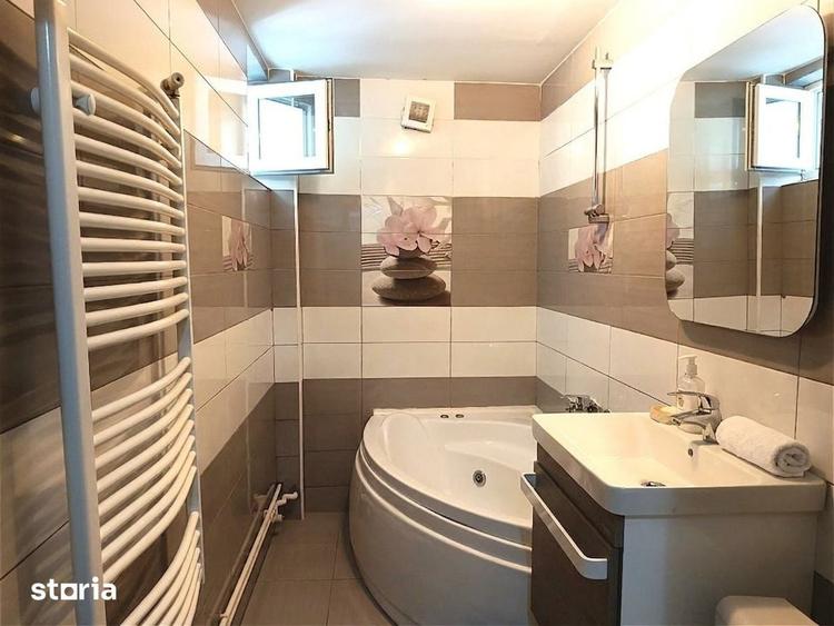 Apartament cu 3 camere semidecomandat în Titan