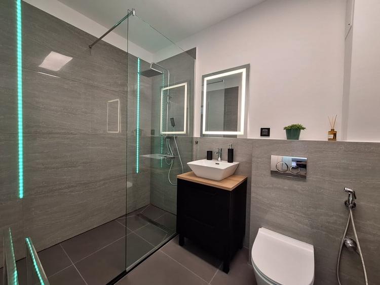 Apartament cu 2 camere, 53 mp, balcon, zona Teilor - 8