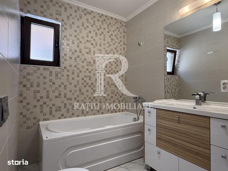Casă cu 4 camere cu Teren 500 Mp în Sântandrei