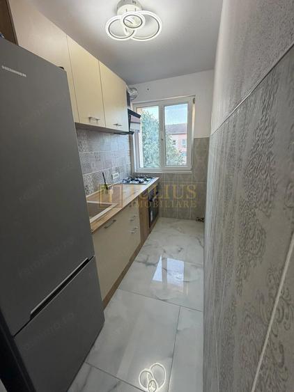Apartament cu 2 camere decomandat, mobilat în Complex Studențesc