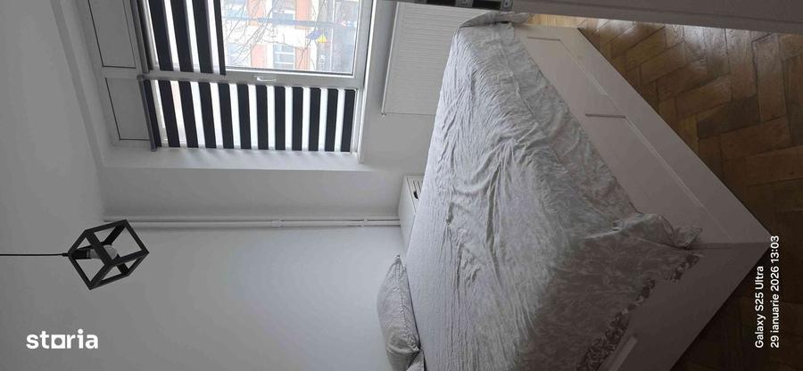 Apartament cu 2 camere semidecomandat în Horea