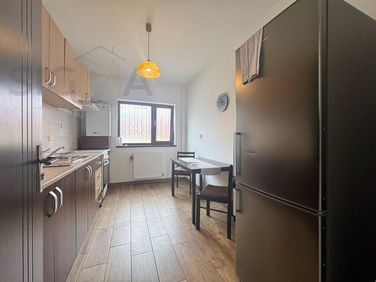 Apartament cu 3 camere decomandat, mobilat în Bună Ziua