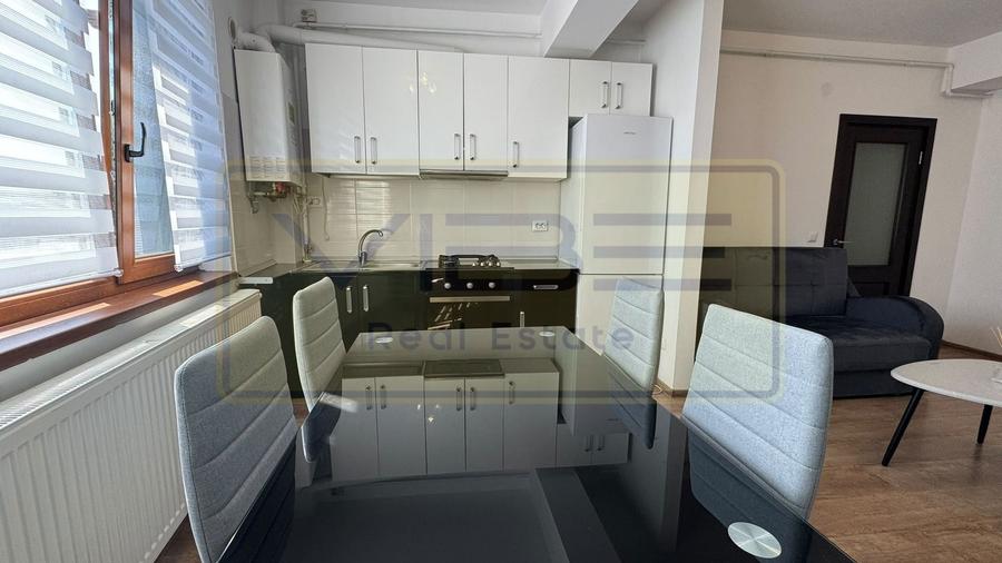Apartament cu 2 camere decomandat, mobilat în Ultracentral