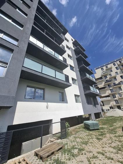 Apartament cu 2 camere decomandat în Berceni