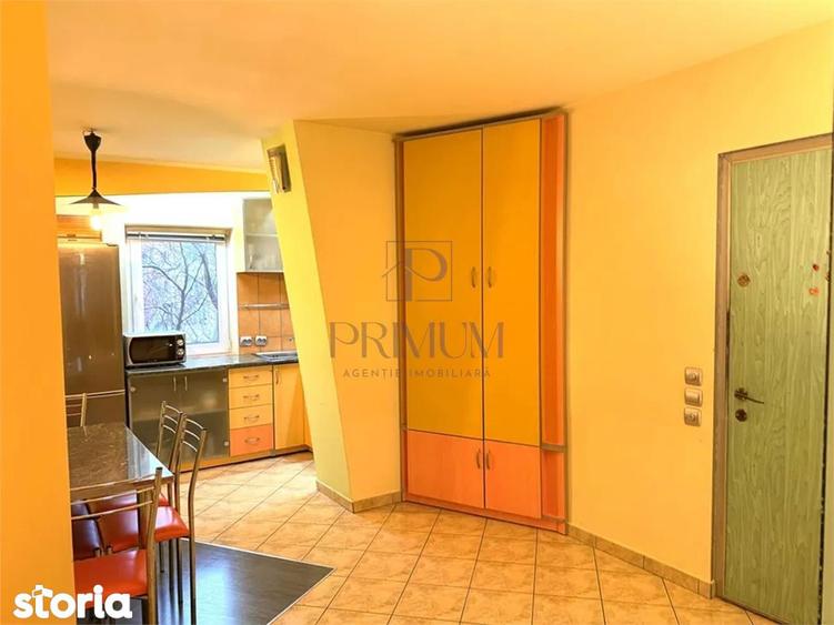 Apartament cu 3 camere decomandat, mobilat în Mehala