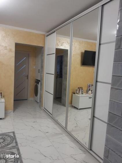 Apartament cu 2 camere în Stejaru