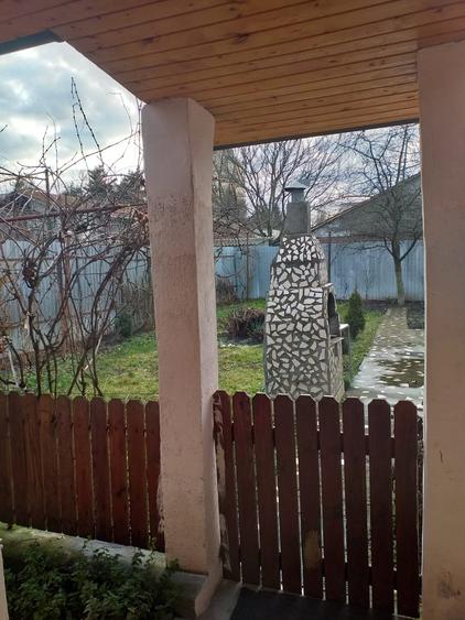 Casă individuală cu 3 camere cu Canalizare în Unirii