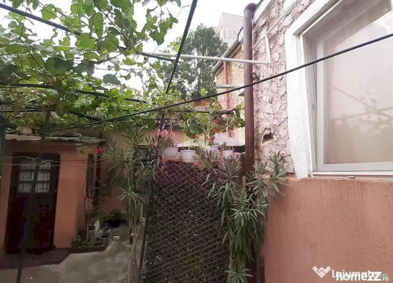 Casă cu 3 camere cu Teren 160 Mp în Calea Călărașilor